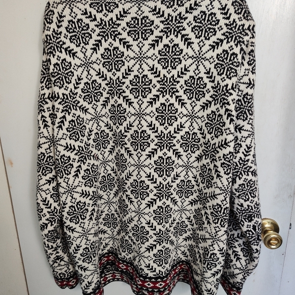 LL Bean Black and White Cardigan with Red Accents - Picture 2 of 3